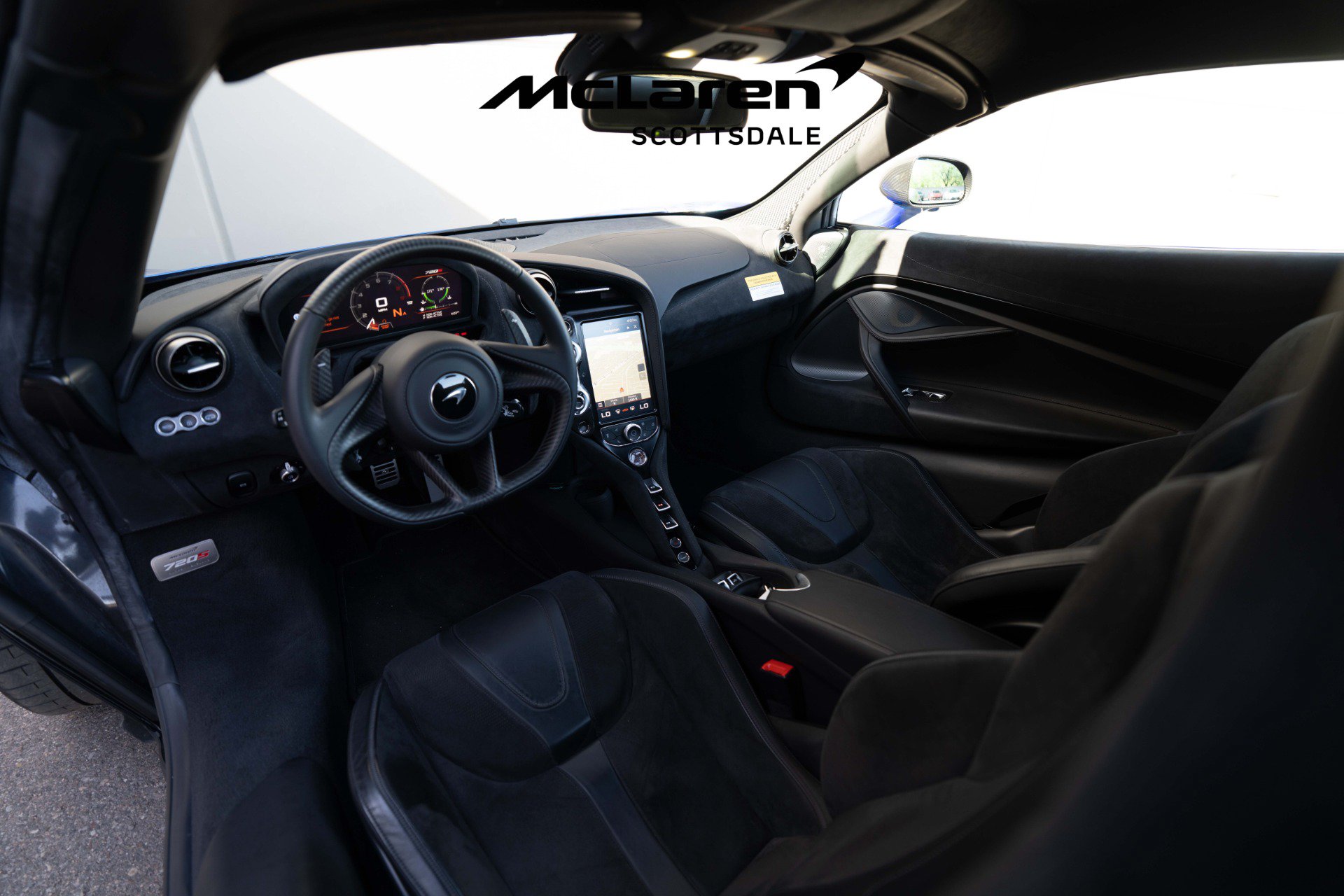 Used 2022 McLaren 720S Luxury photo 13