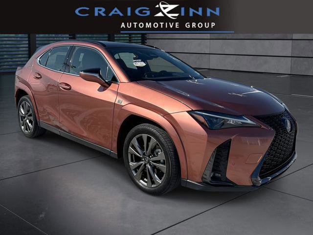 Certified 2025 Lexus UX 300h FWD w/ Accessory Package (Z2)