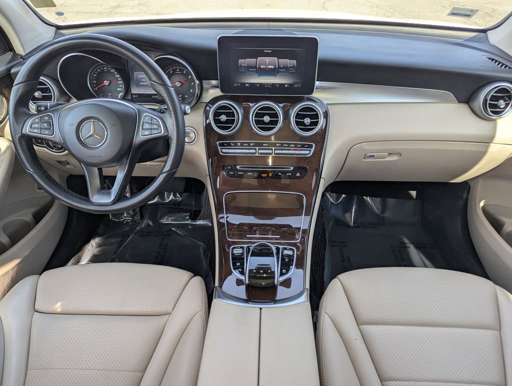 2017 Mercedes-Benz GLC 300