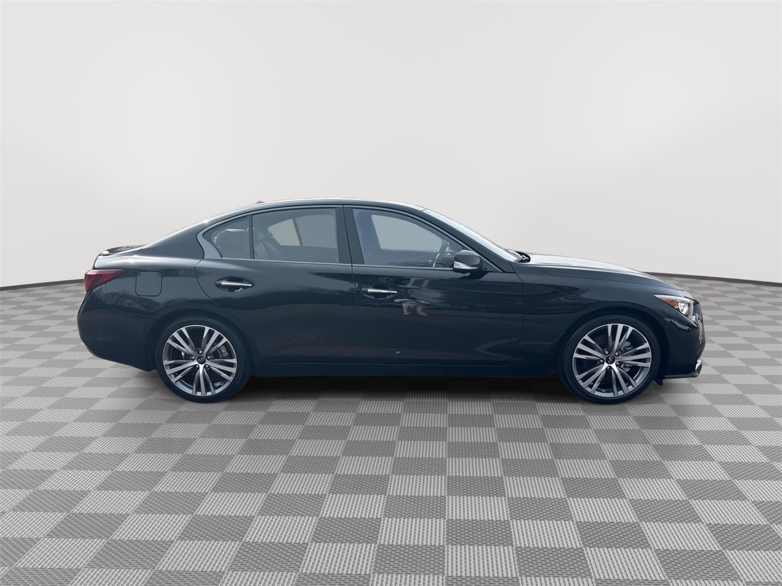 2023 INFINITI Q50 Sensory