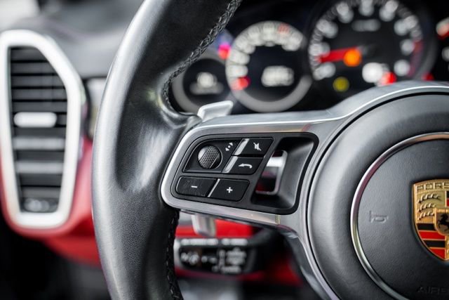 2023 Porsche Cayenne Platinum Edition