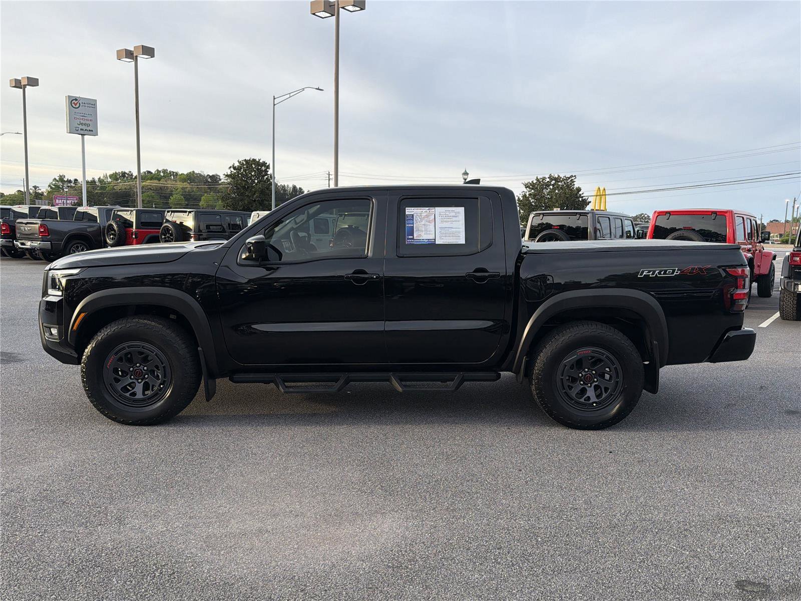 2025 Nissan Frontier PRO-4X