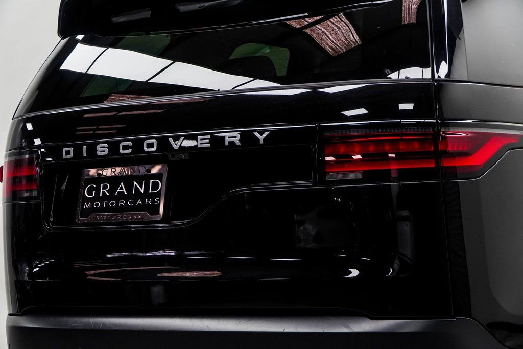 2025 Land Rover Discovery S