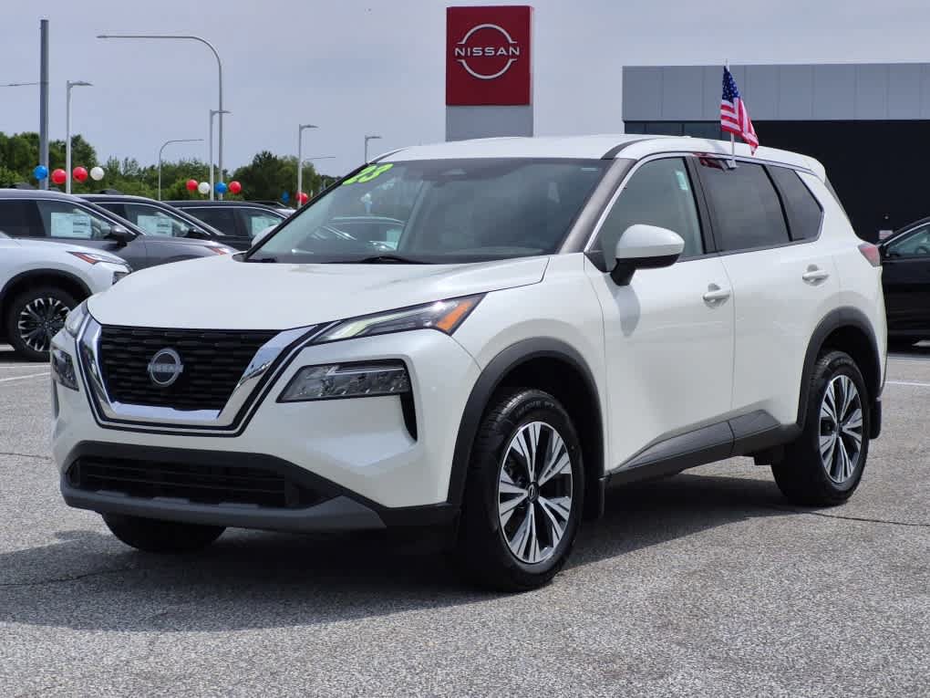 Used 2023 Nissan Rogue SV