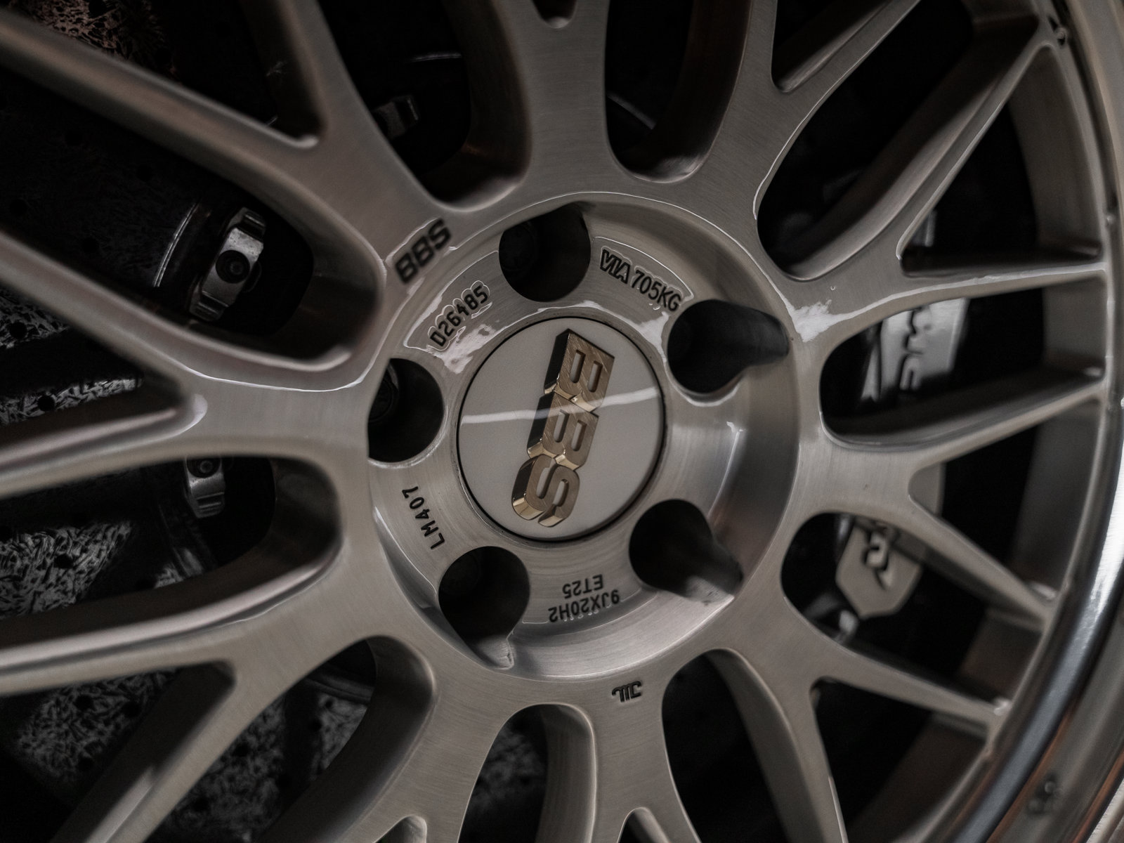 Used 2018 McLaren 720S Luxury photo 32