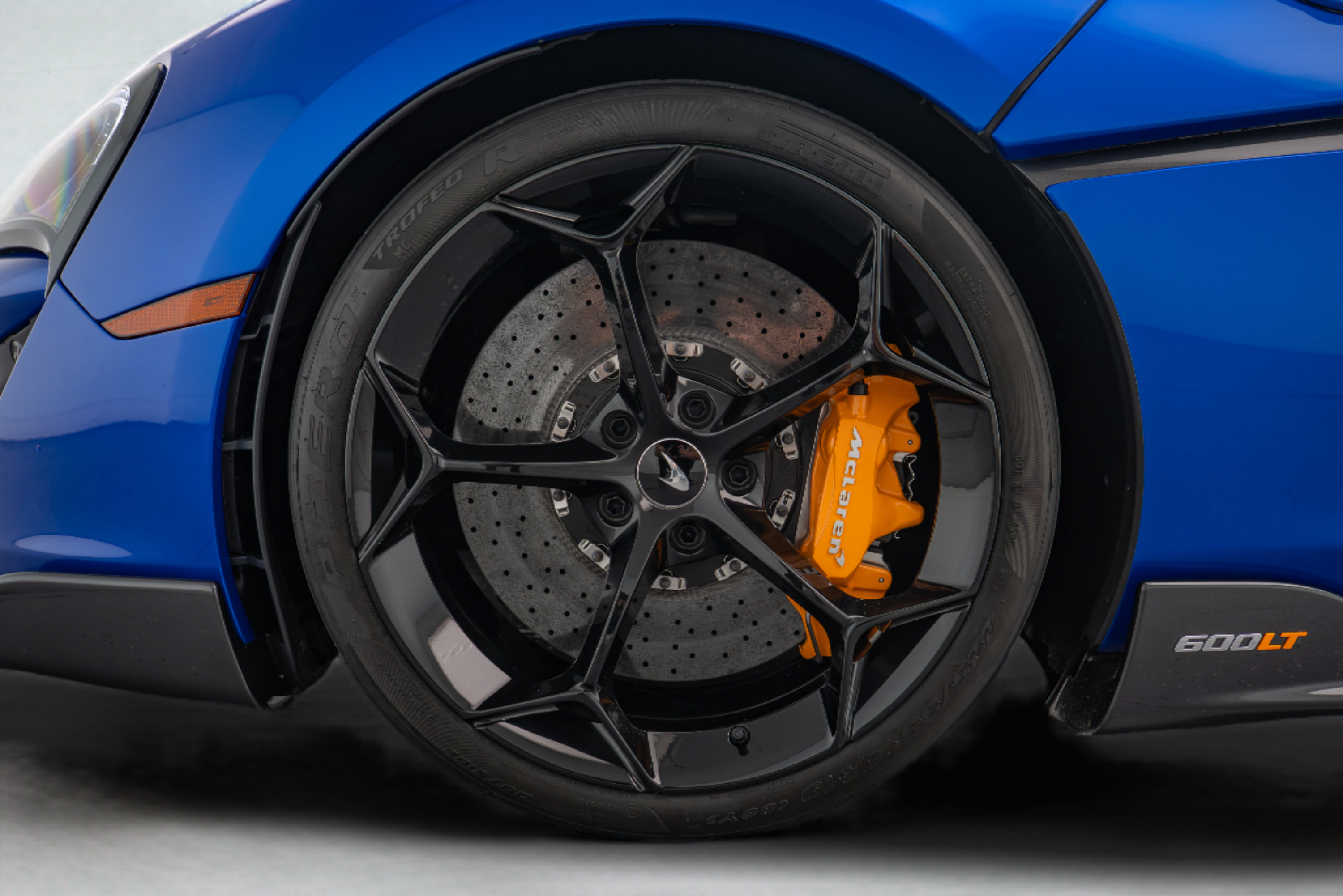 Used 2019 McLaren 600LT photo 17