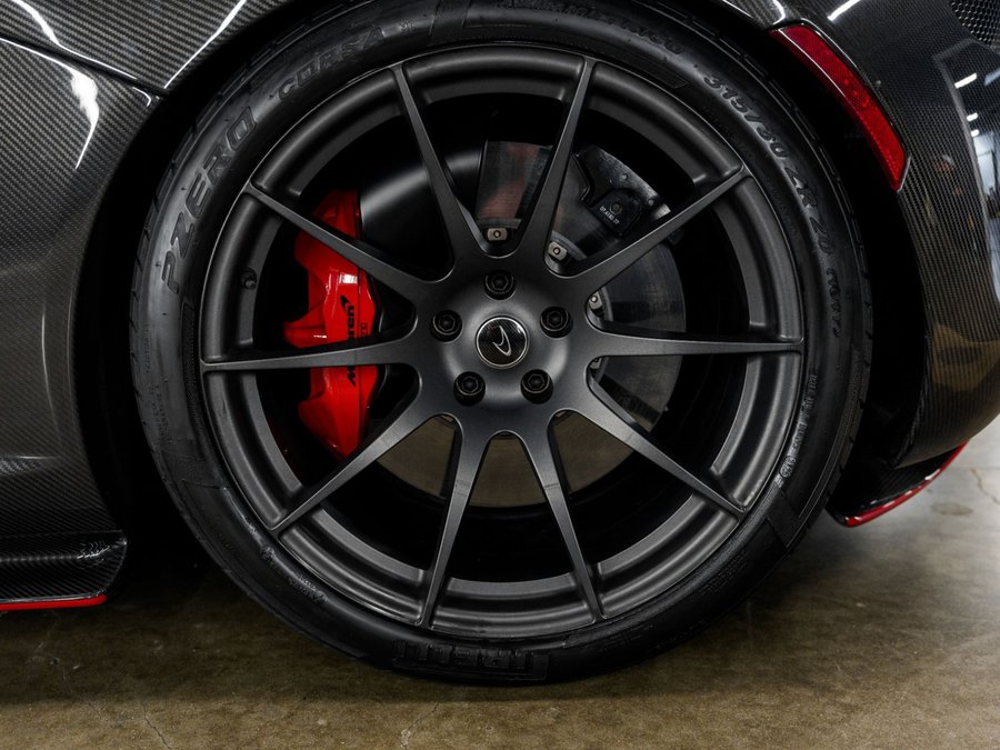 Used 2012 McLaren P1 photo 26