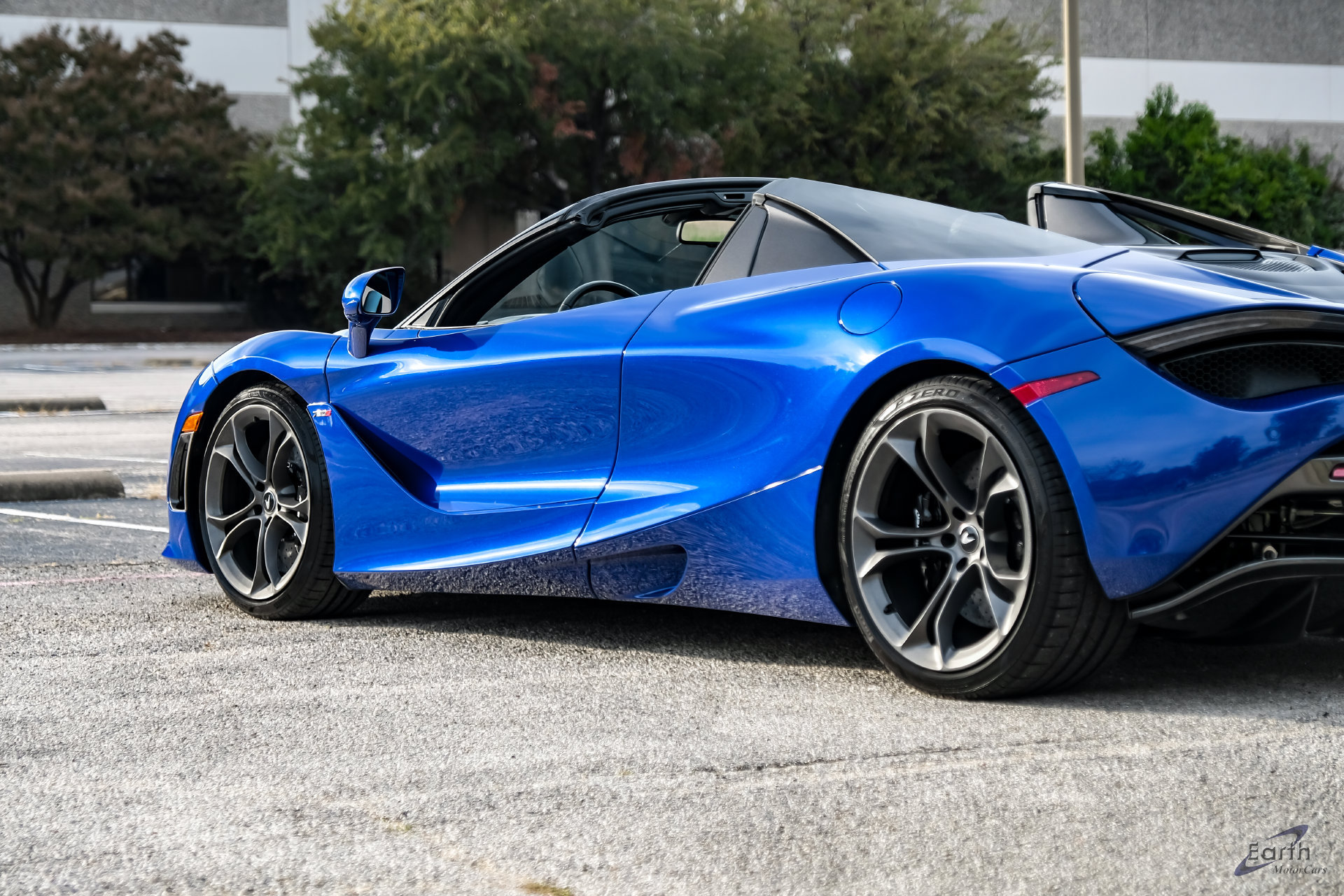 Used 2022 McLaren 720S Spider photo 16