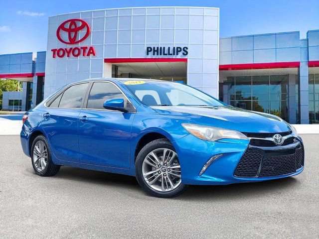 Used 2017 Toyota Camry SE