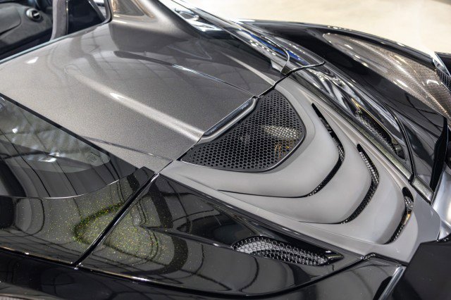 Used 2020 McLaren 720S Spider photo 19