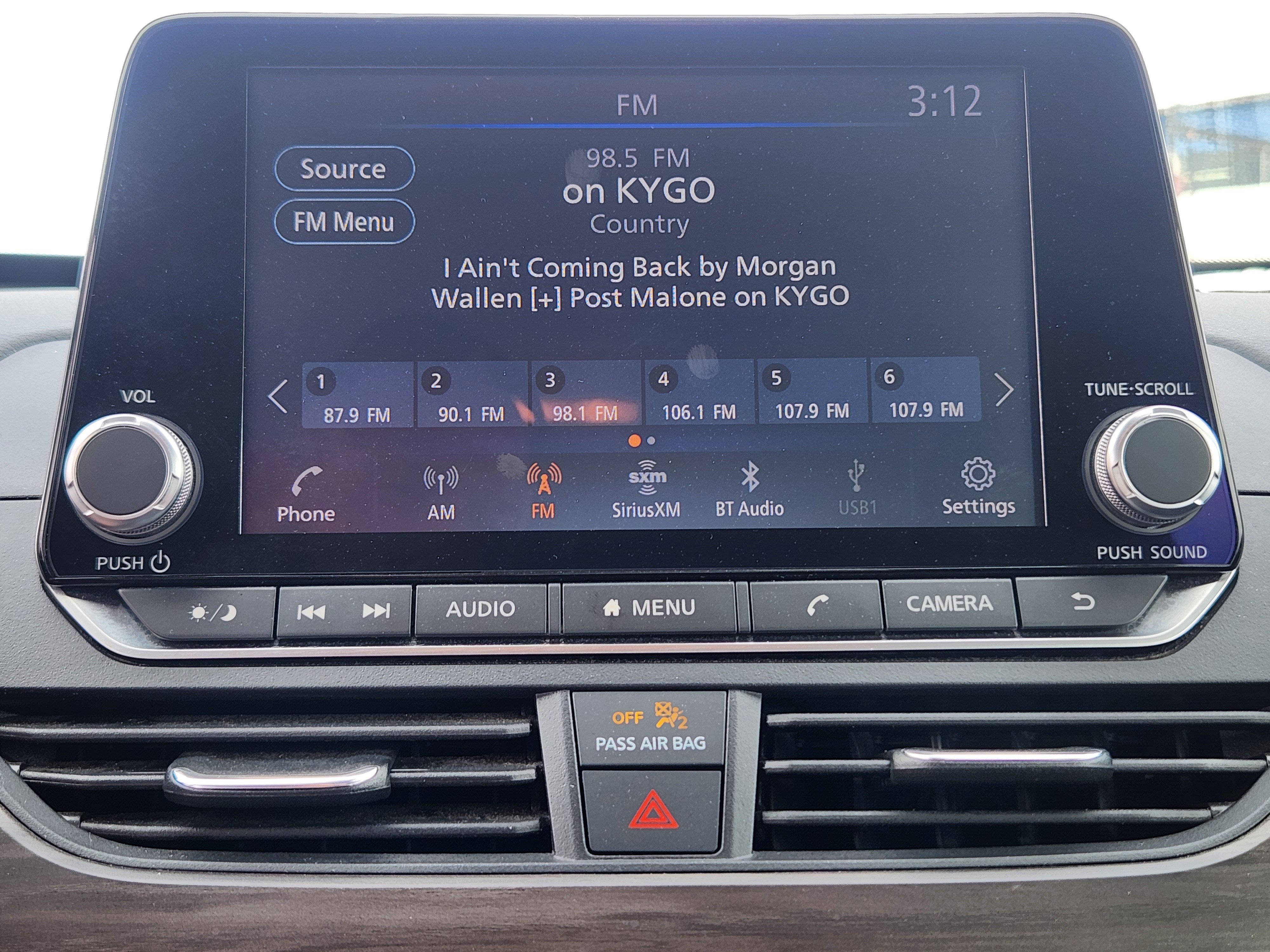 2024 Nissan Altima 2.5 SV