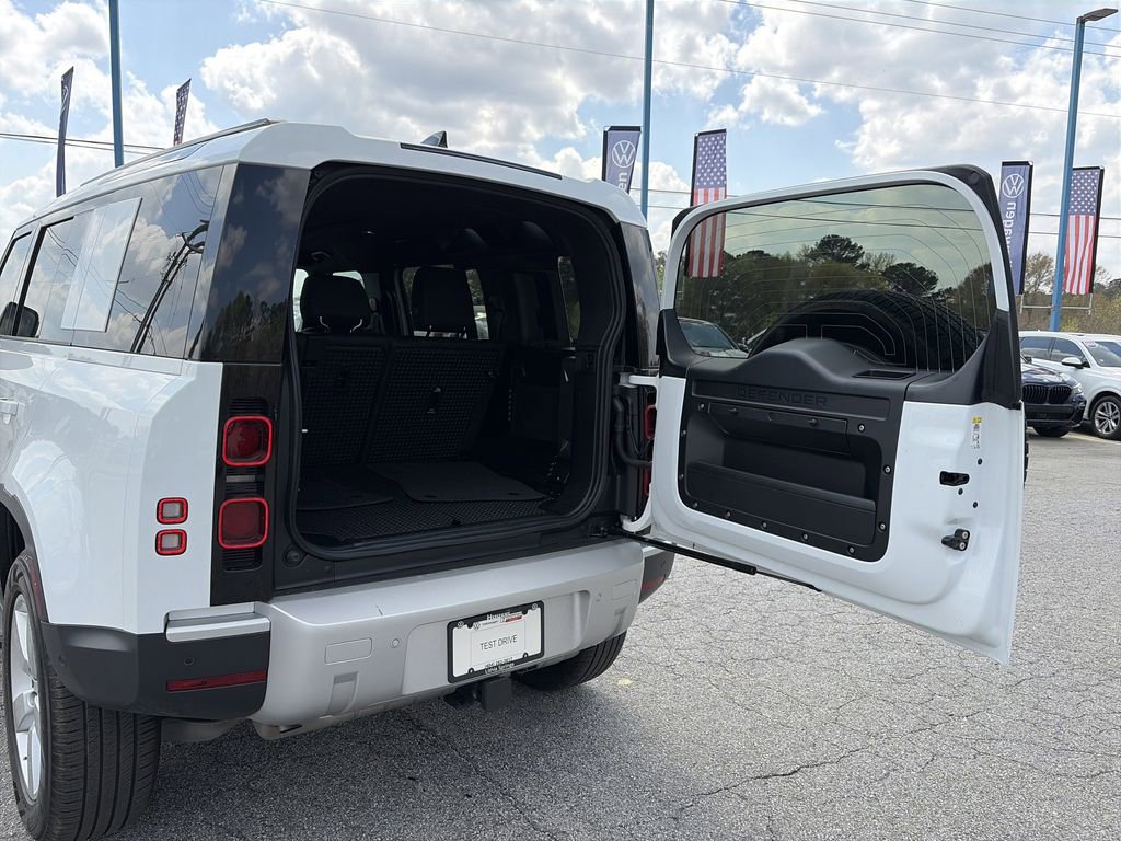 2025 Land Rover Defender 110 S