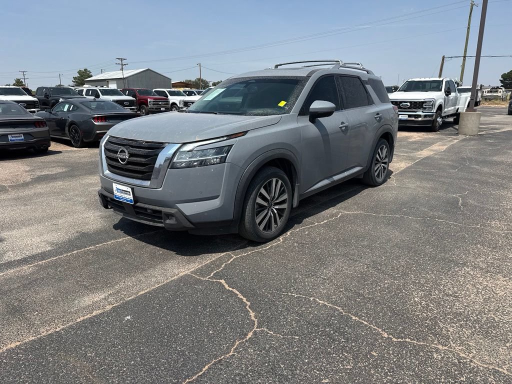 Used 2022 Nissan Pathfinder Platinum w/ Cargo Package