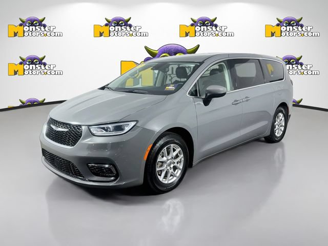 Used 2023 Chrysler Pacifica Touring-L