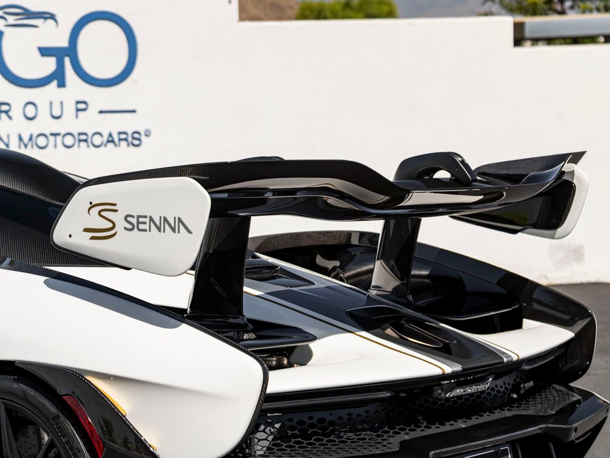 Used 2019 McLaren Senna photo 18