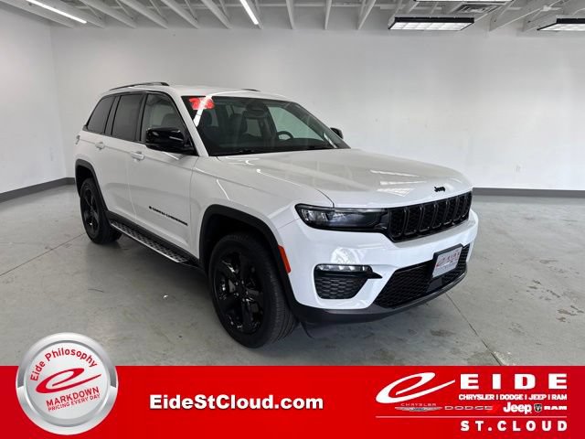 Used 2023 Jeep Grand Cherokee Limited w/ Black Appearance Package