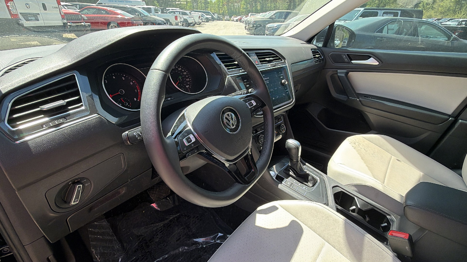 2020 Volkswagen Tiguan SE