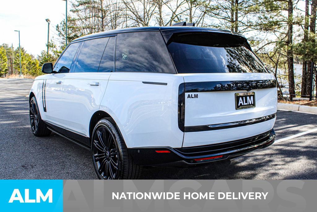 2025 Land Rover Range Rover Long Wheelbase SE