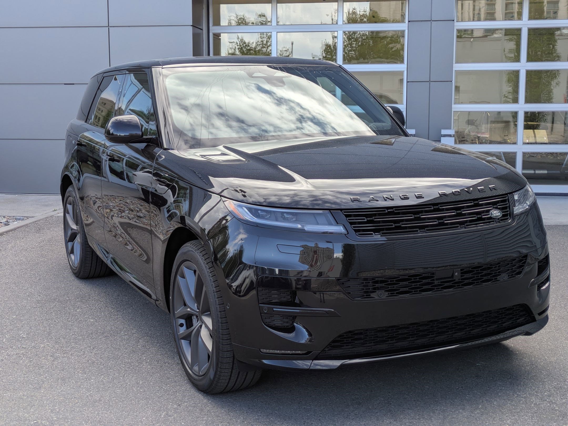 2026 Land Rover Range Rover Sport Dynamic SE