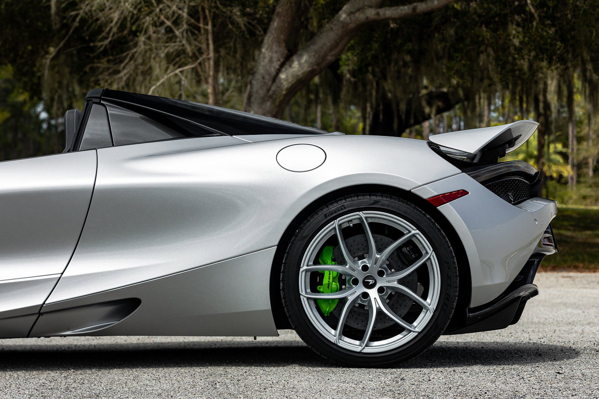 Used 2020 McLaren 720S Luxury photo 15