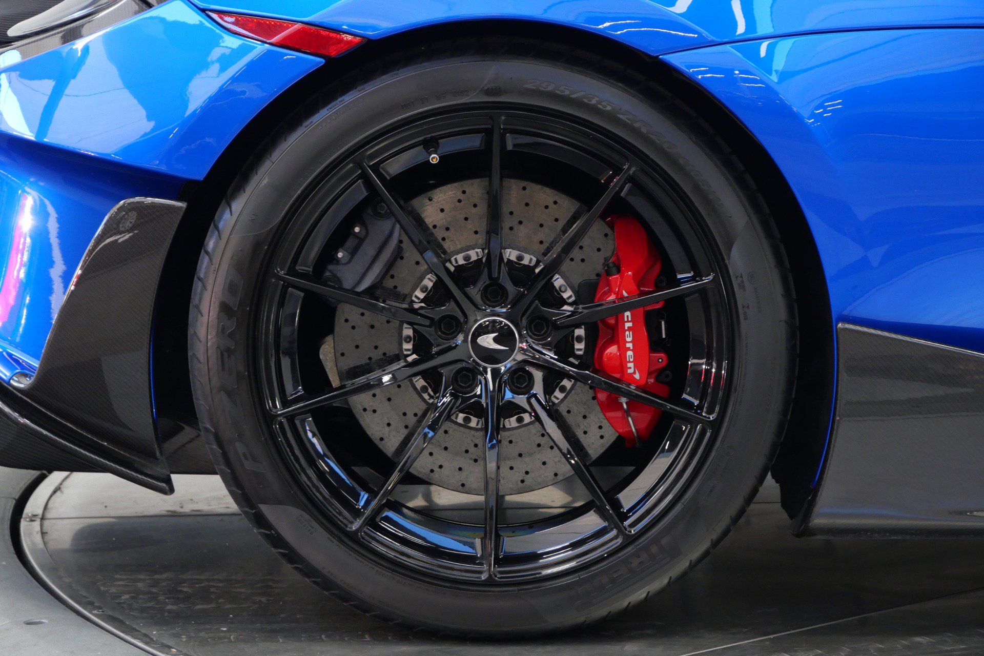 Used 2019 McLaren 600LT photo 36