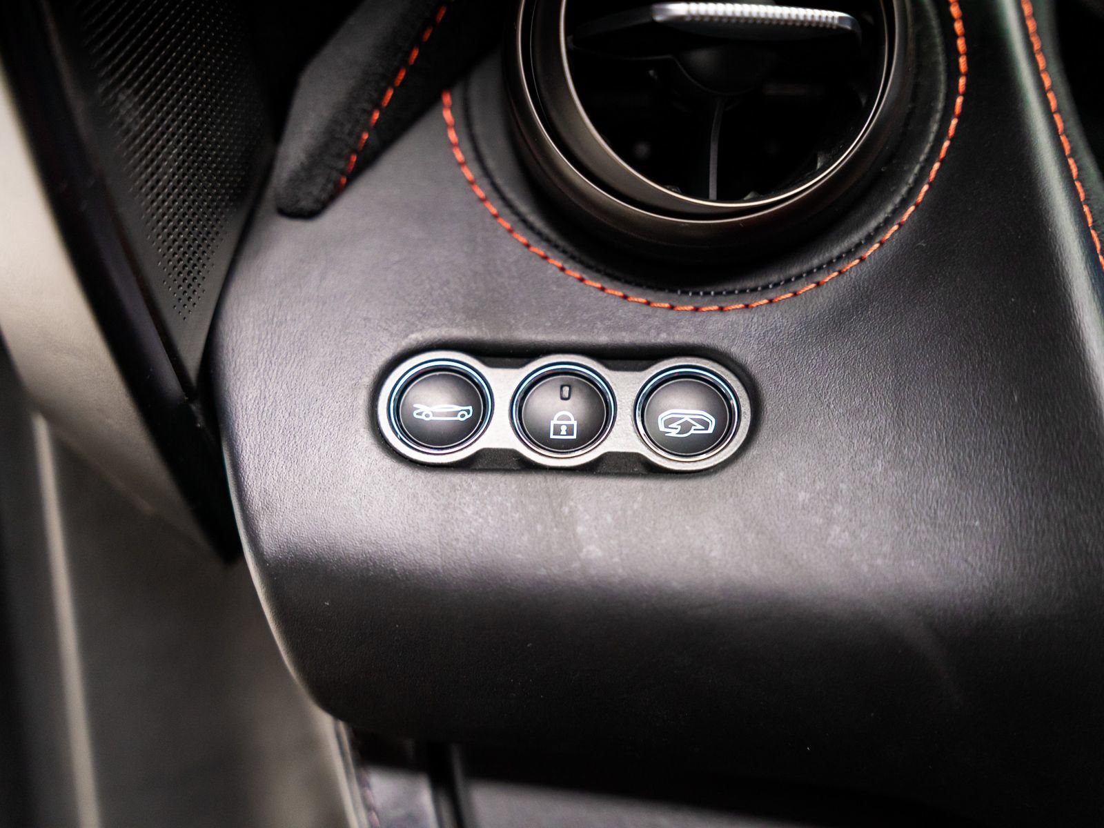Used 2019 McLaren 720S photo 50
