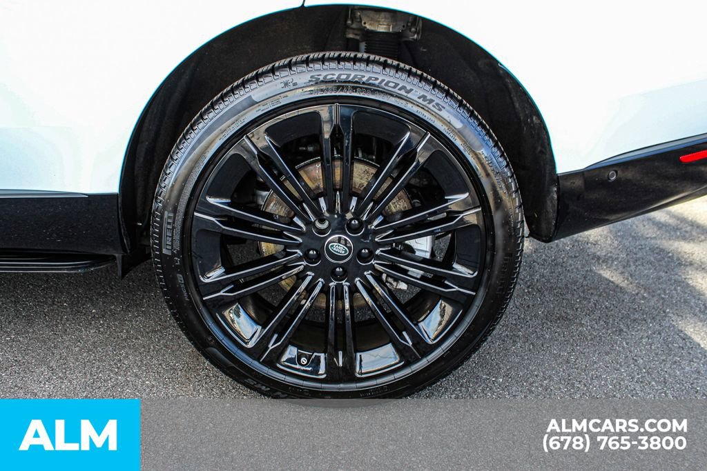 2025 Land Rover Range Rover Long Wheelbase SE