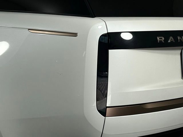 2023 Land Rover Range Rover SV