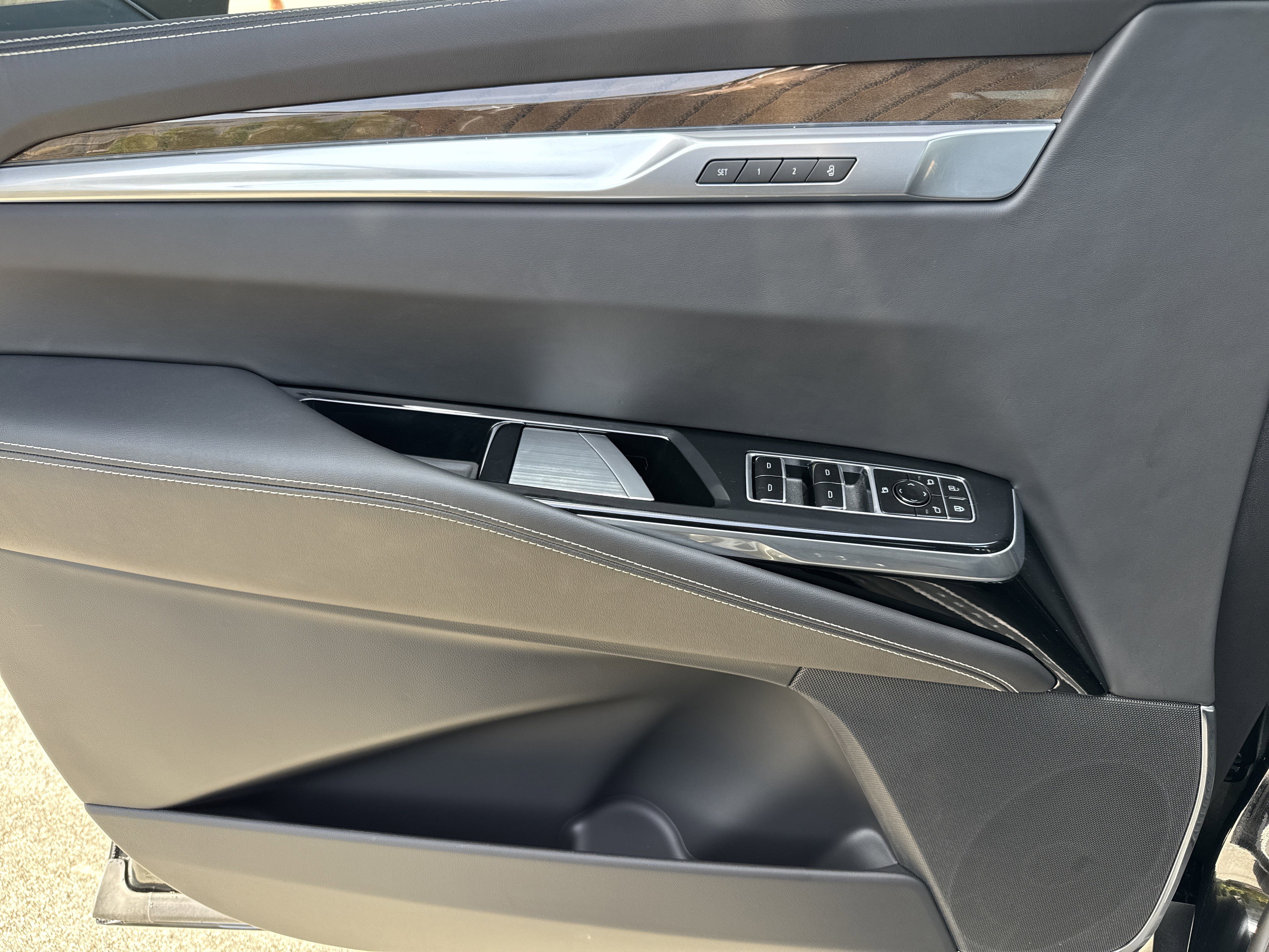 2026 Cadillac Escalade Platinum Sport