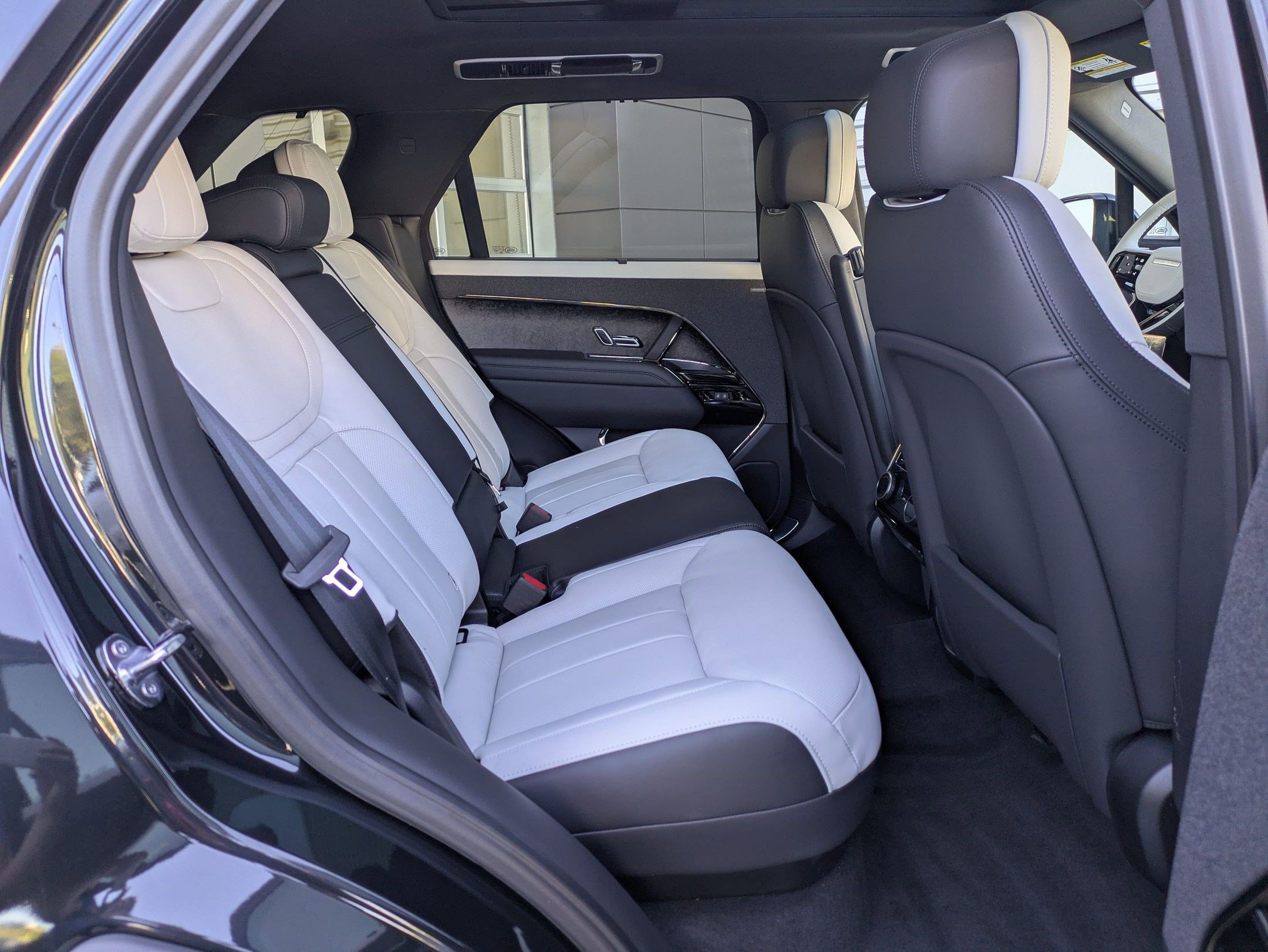 2026 Land Rover Range Rover Sport Dynamic SE