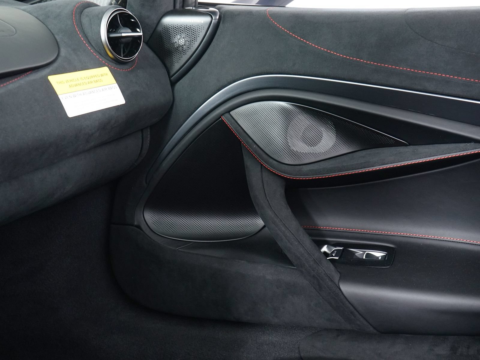 Used 2026 McLaren 750S Spider photo 23