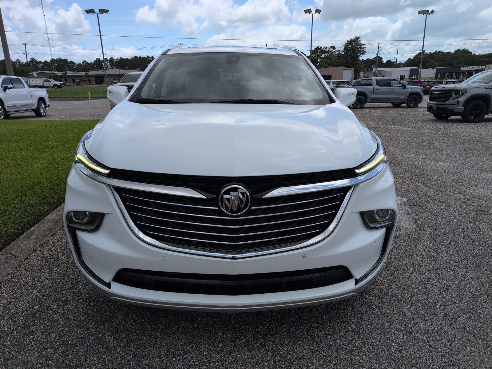 Used 2023 Buick Enclave Essence w/ Experience Buick Package