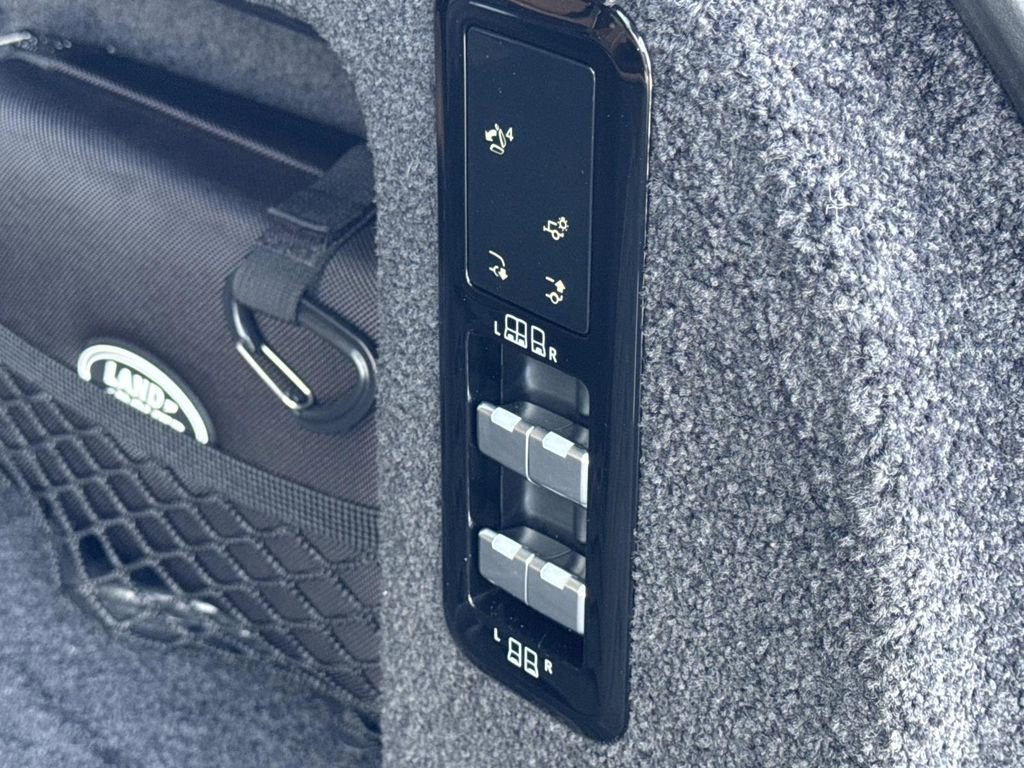 2023 Land Rover Range Rover Long Wheelbase SE