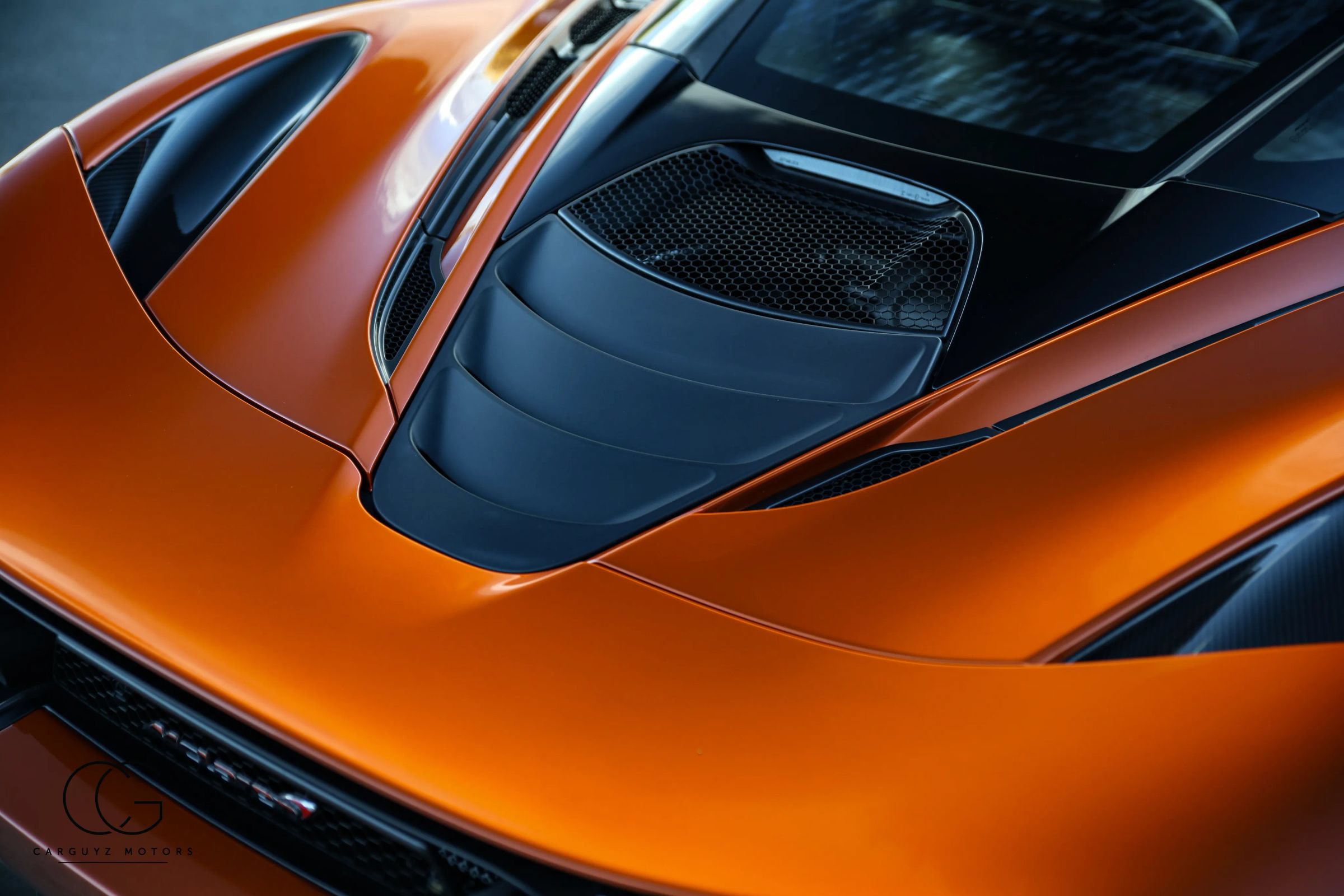 Used 2018 McLaren 720S photo 15