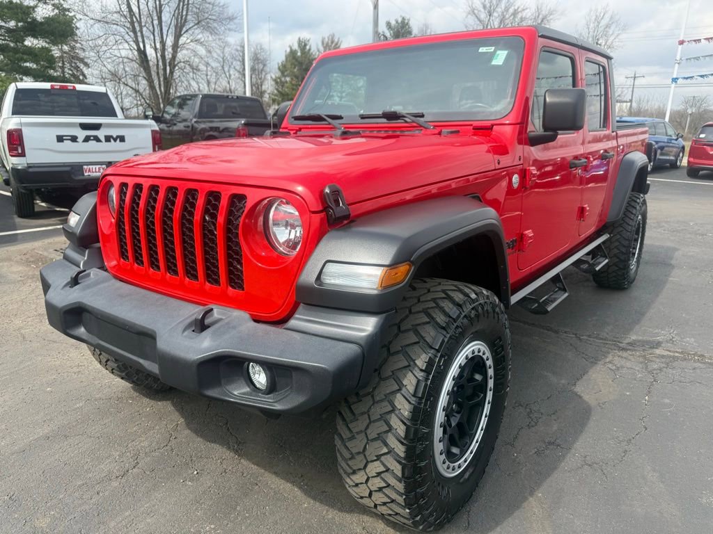 2020 Jeep Gladiator Sport