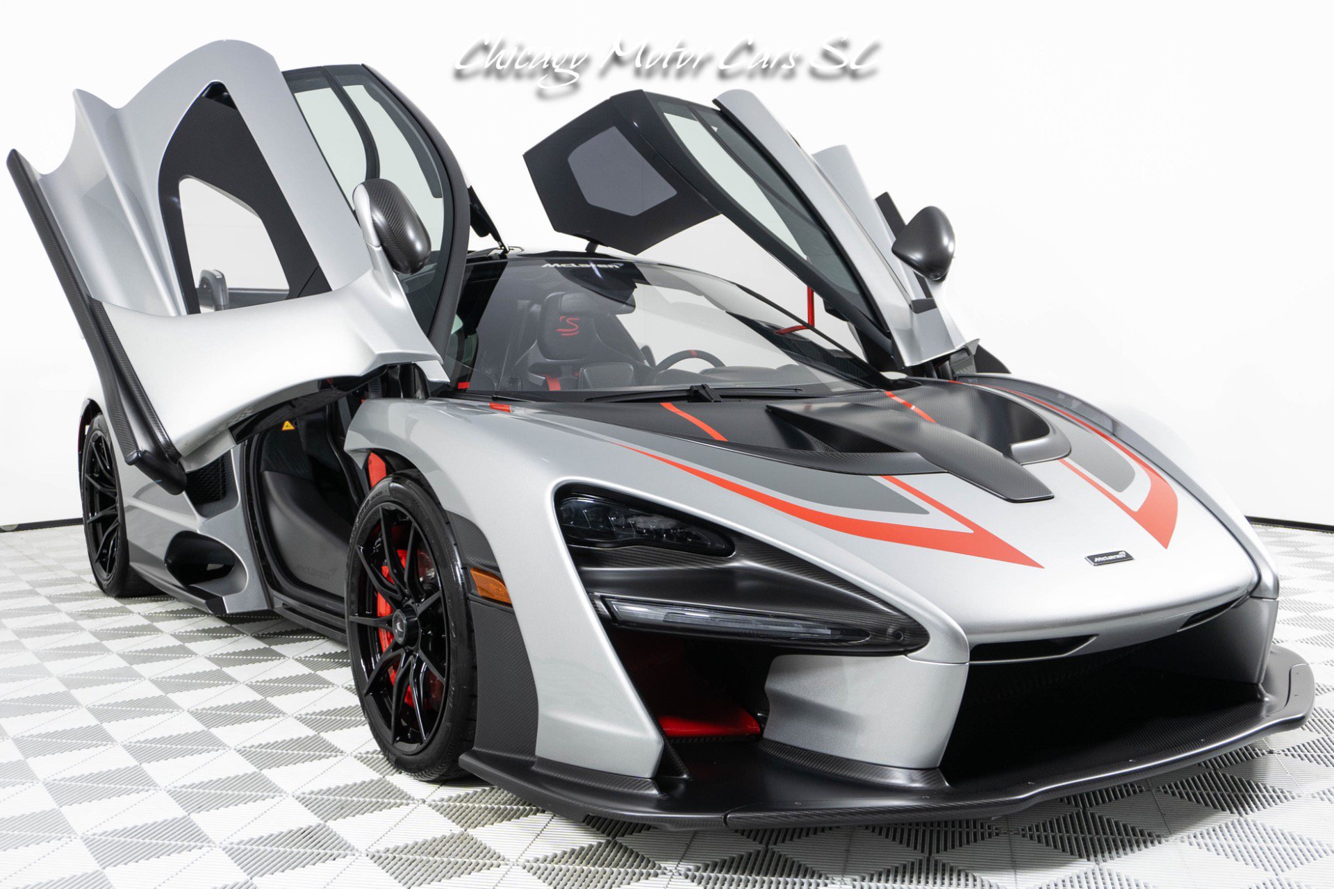 Used 2019 McLaren Senna photo 37