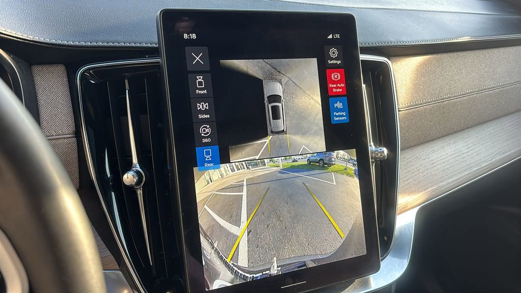 2025 Volvo Xc90 B5 Plus