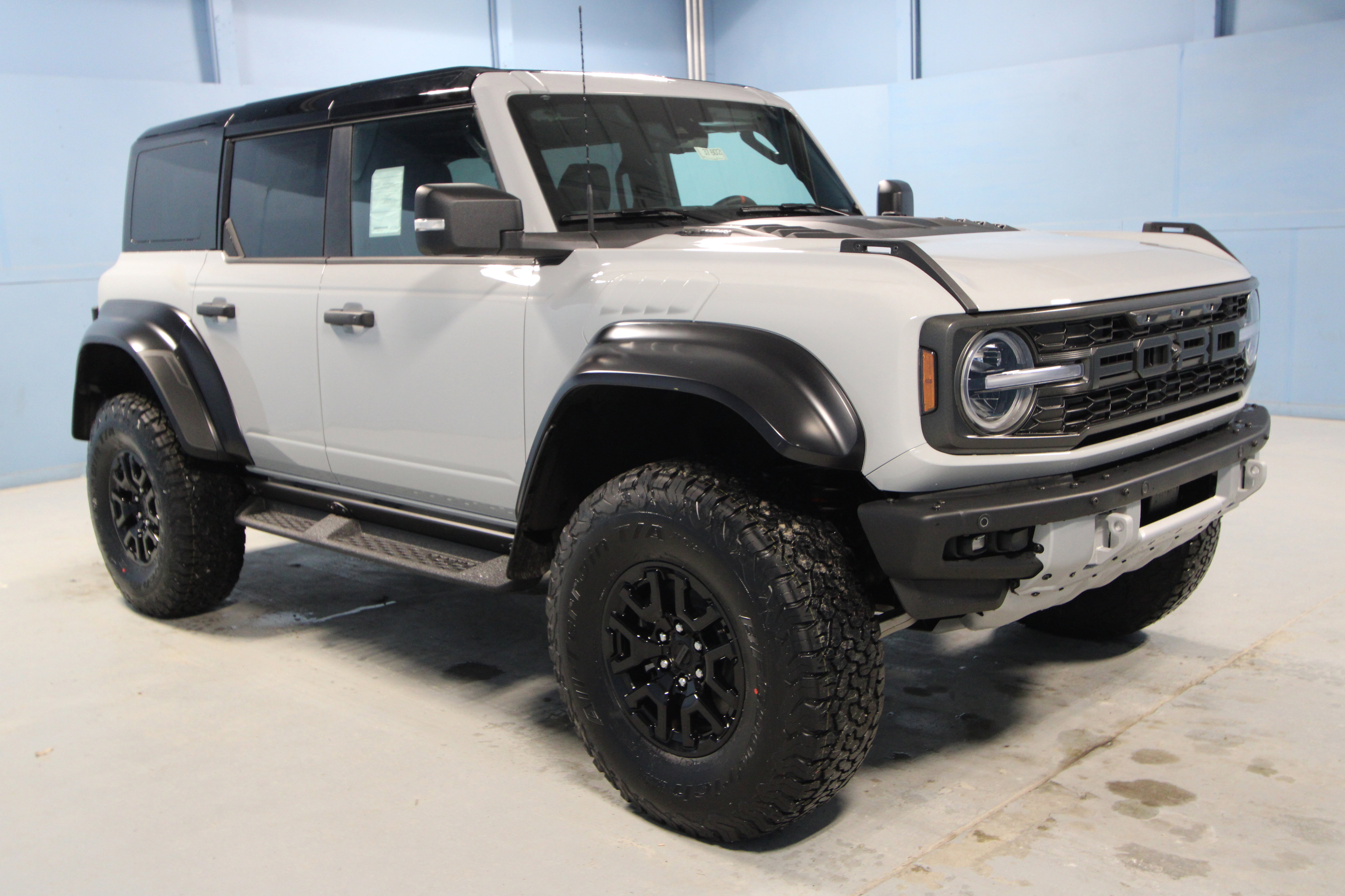 New 2026 Ford Bronco Raptor w/ Interior Carbon Fiber Pack