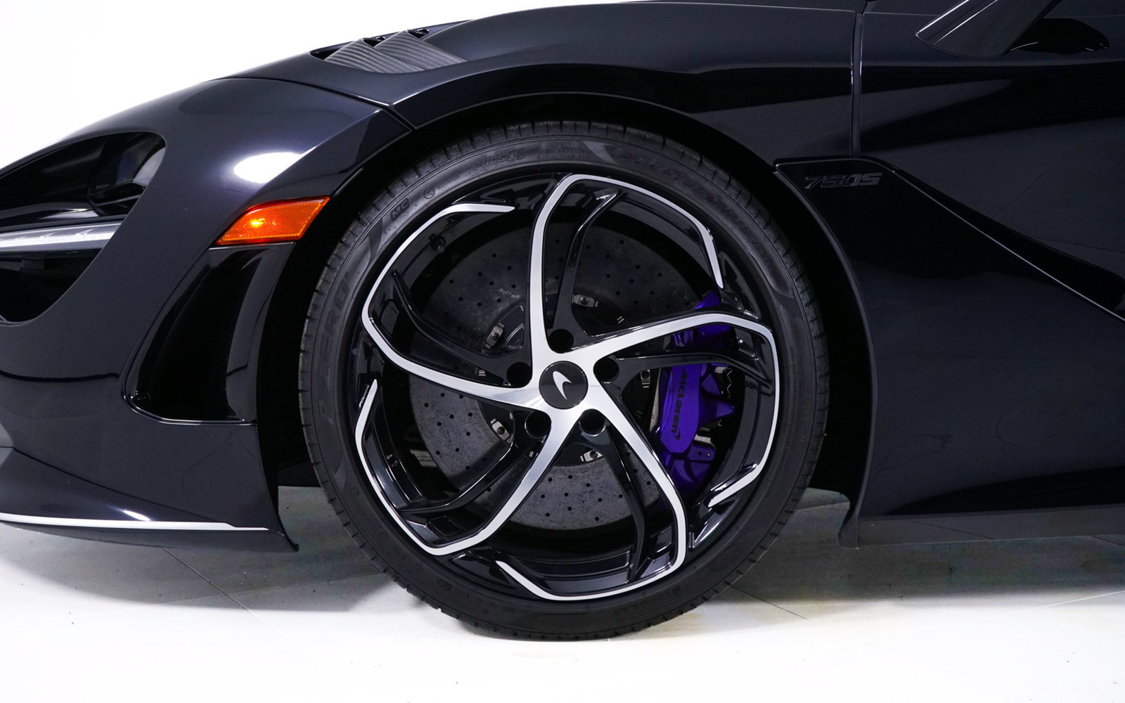 Used 2024 McLaren 750S Spider photo 13