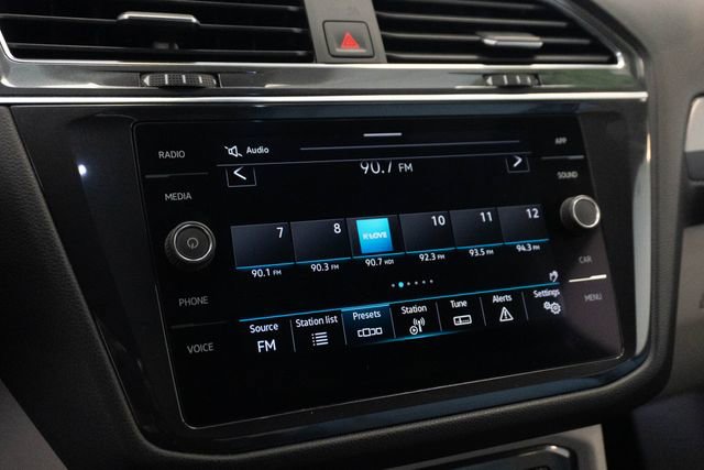 2022 Volkswagen Tiguan SE R-Line