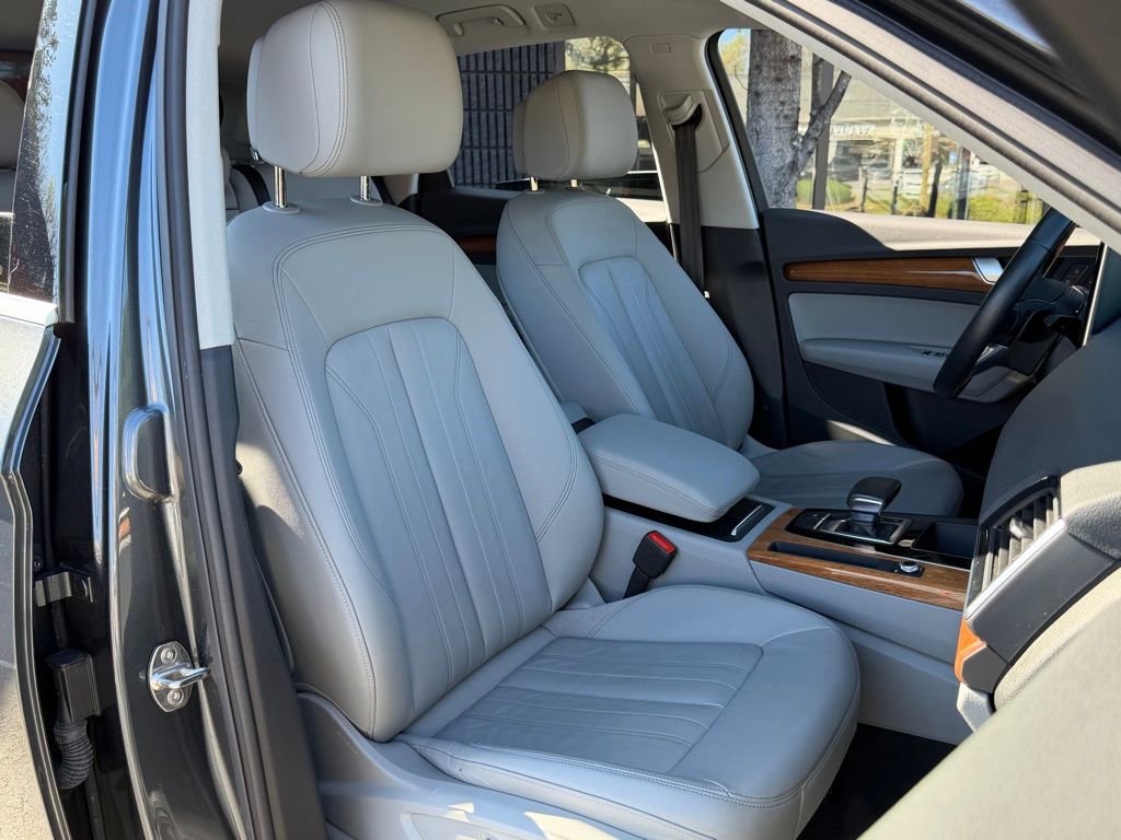 2022 Audi Q5 2.0T Premium