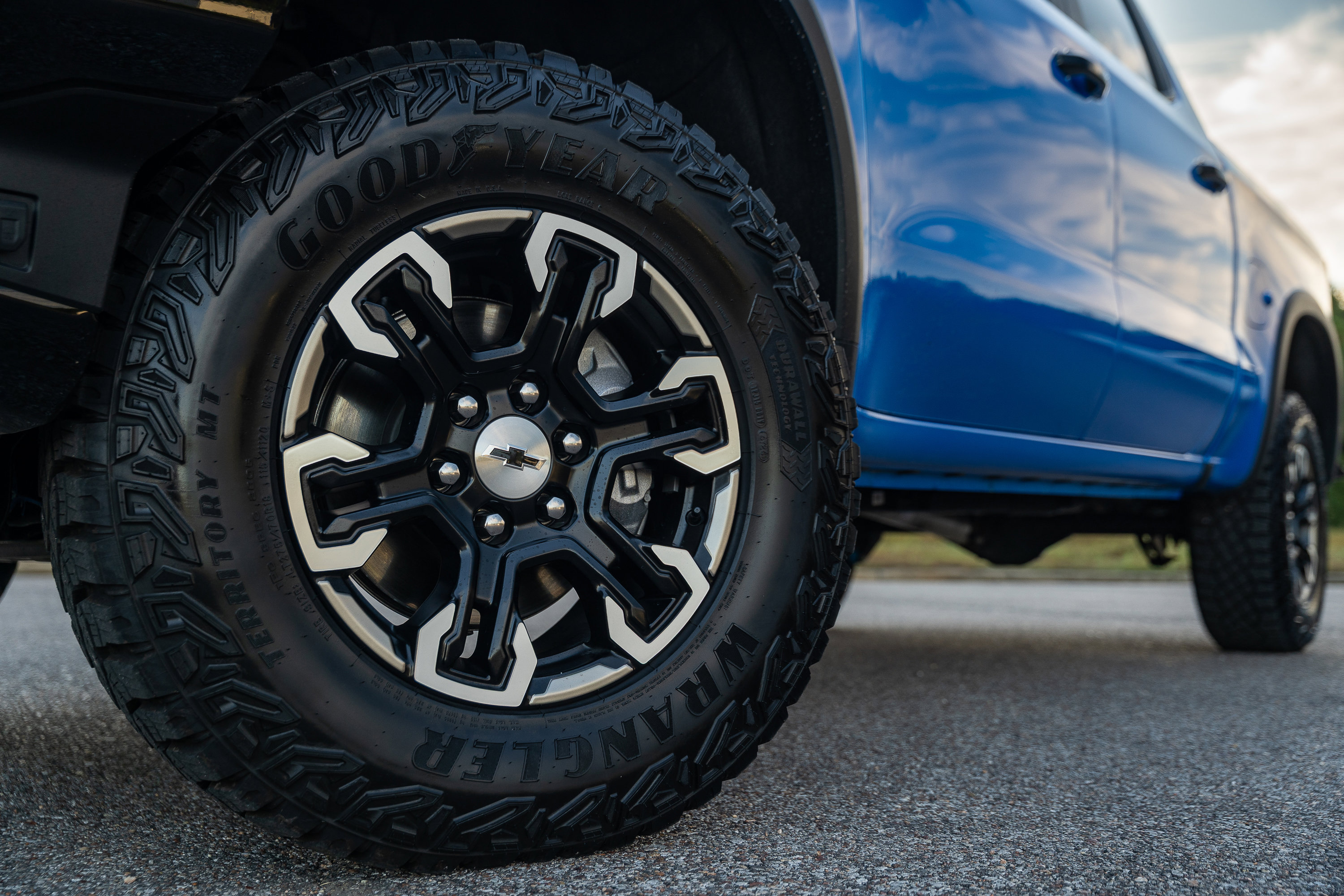 2025 Chevrolet Silverado 1500 ZR2