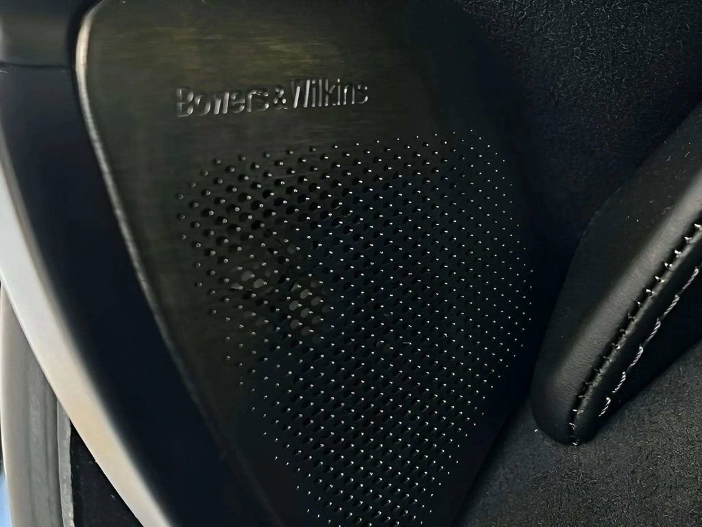 Used 2018 McLaren 720S photo 15