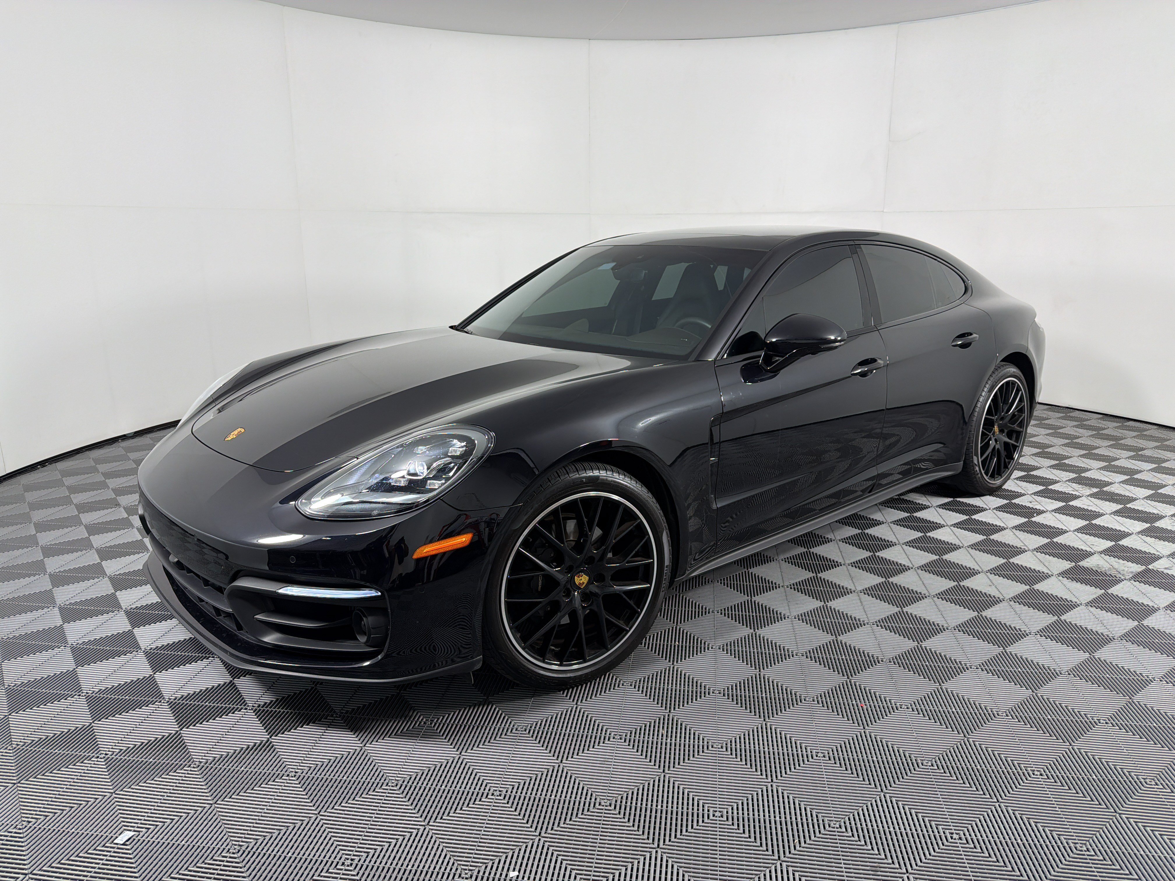 Certified 2023 Porsche Panamera Platinum Edition