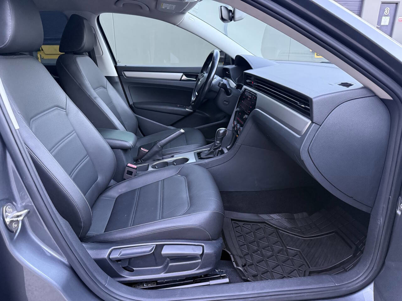 2020 Volkswagen Passat 2.0T SE