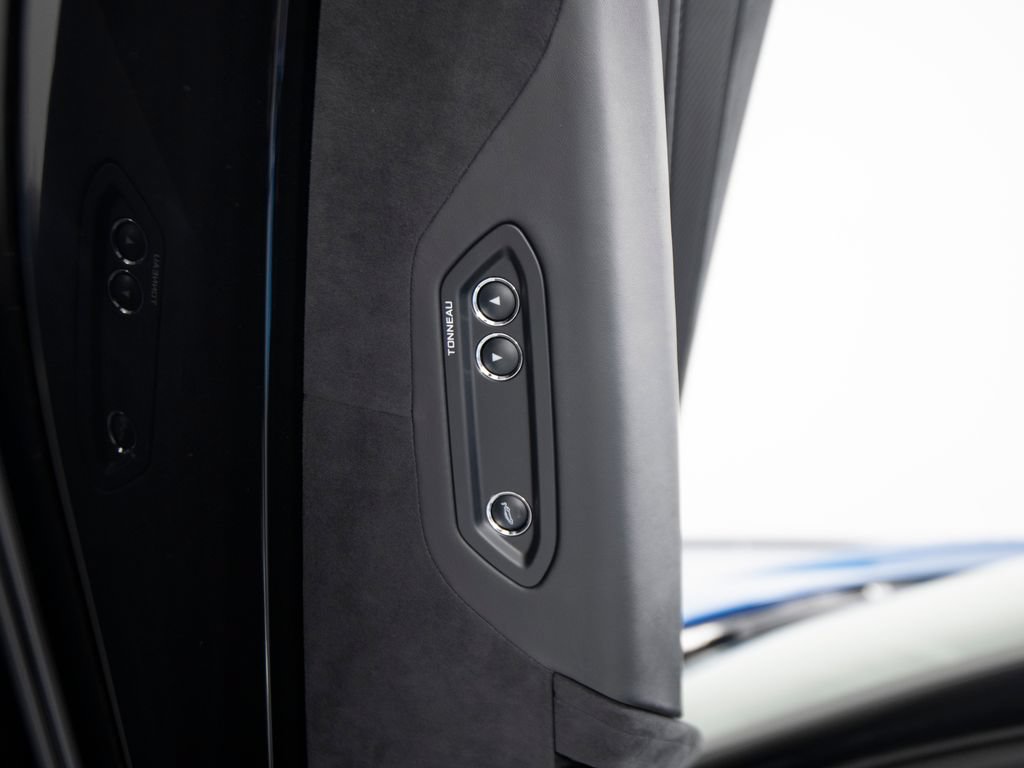 Used 2024 McLaren 750S Spider photo 12