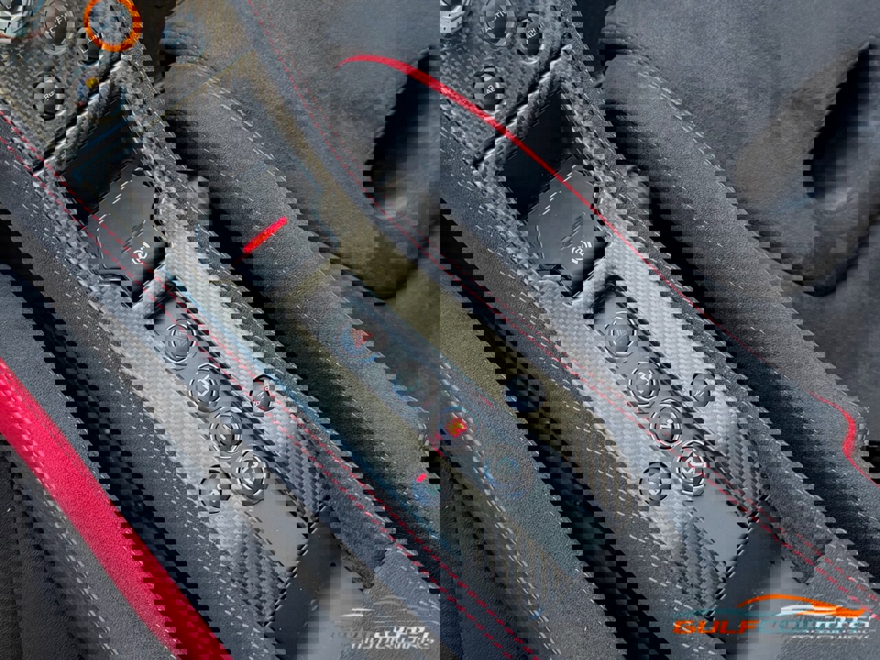 Used 2016 McLaren 675LT photo 22