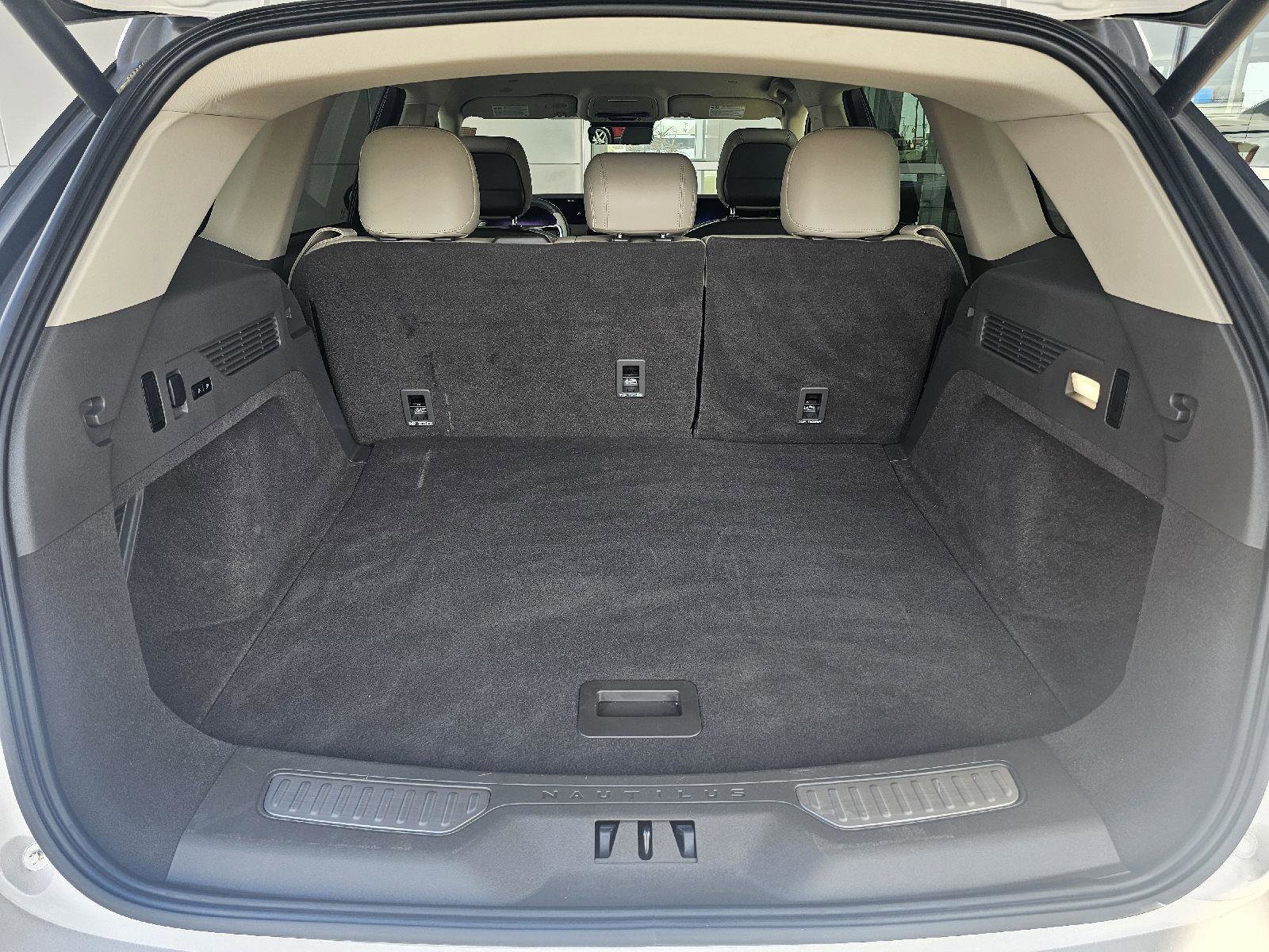 2025 Lincoln Nautilus Premier