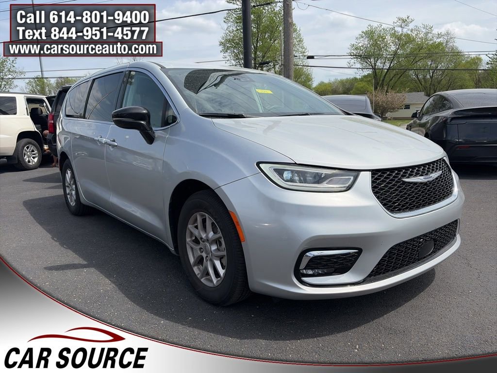 2024 Chrysler Pacifica Touring-L