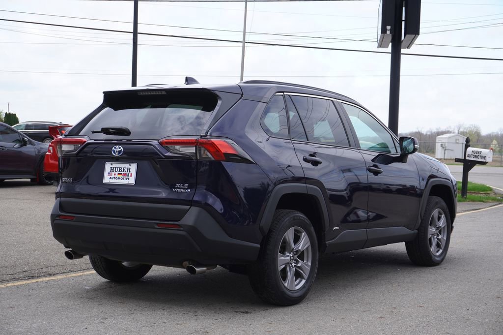 2022 Toyota Rav4 XLE